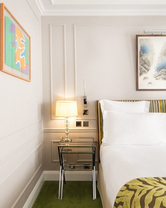 chambre classique le burgundy paris