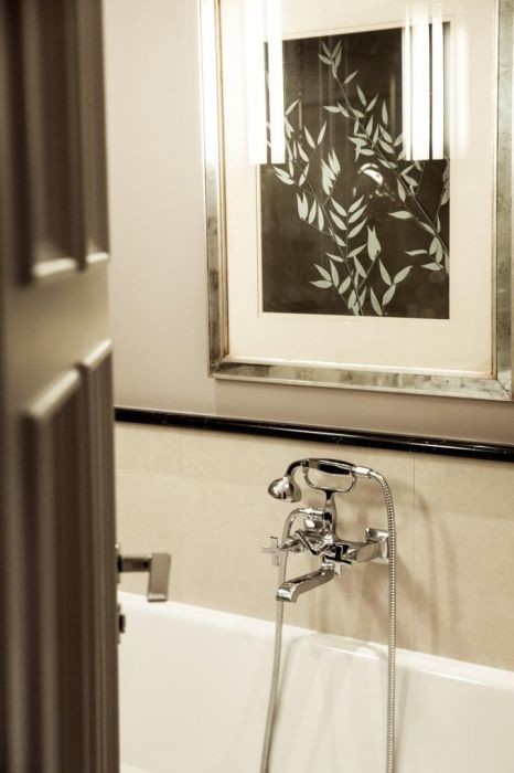 Chambre prestige terrasse le burgundy paris