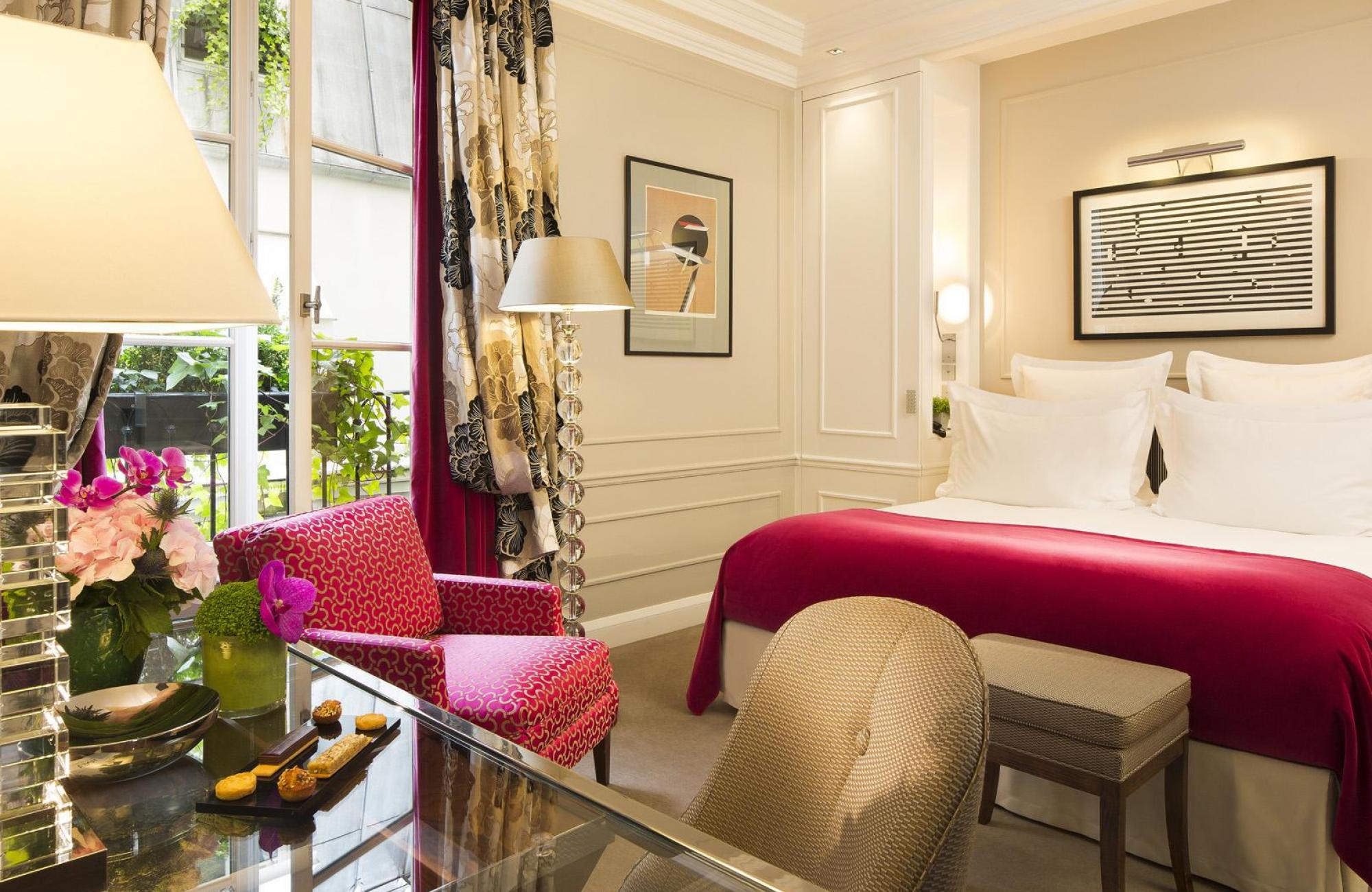 Le Burgundy Paris - Superior Room